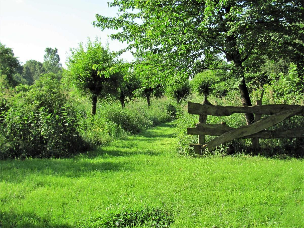 Gaestezimmer Im Engelshof, 61224 Moormerland Ngoại thất bức ảnh